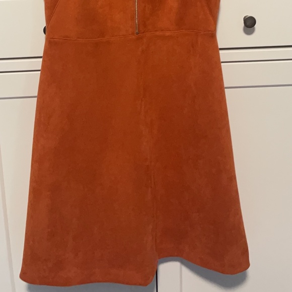 Calvin Klein - Picture 7 of 7